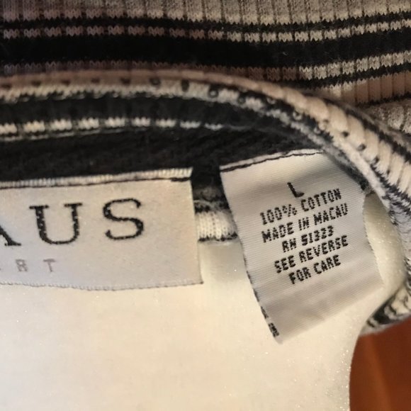 Chaus Sport Short Sleeve Woman's Top - Picture 4 of 7